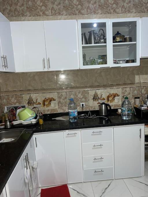 Appartement Centre 600M Plage Tangier Exterior photo